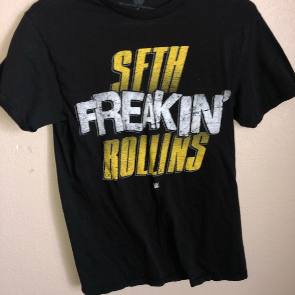 4 wwe small t-shirts + (1 free of charge,kids XXL) - Picture 3 of 8